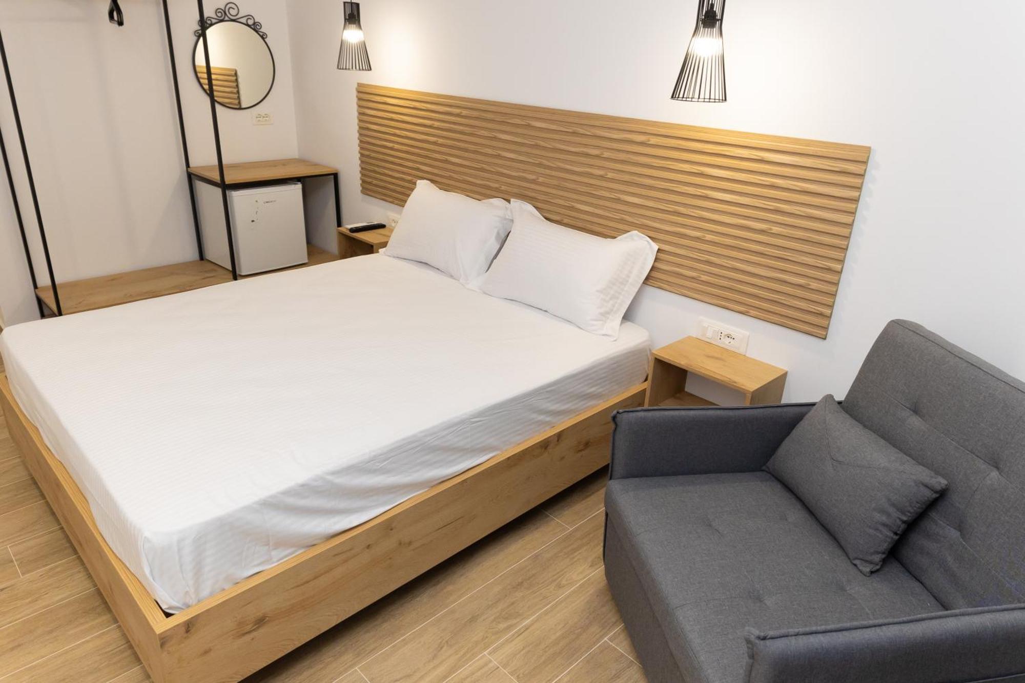 De Sol Hotell Himare Eksteriør bilde